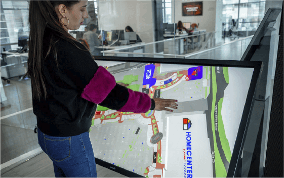 mapa interactivo wayfinding en pantalla touch