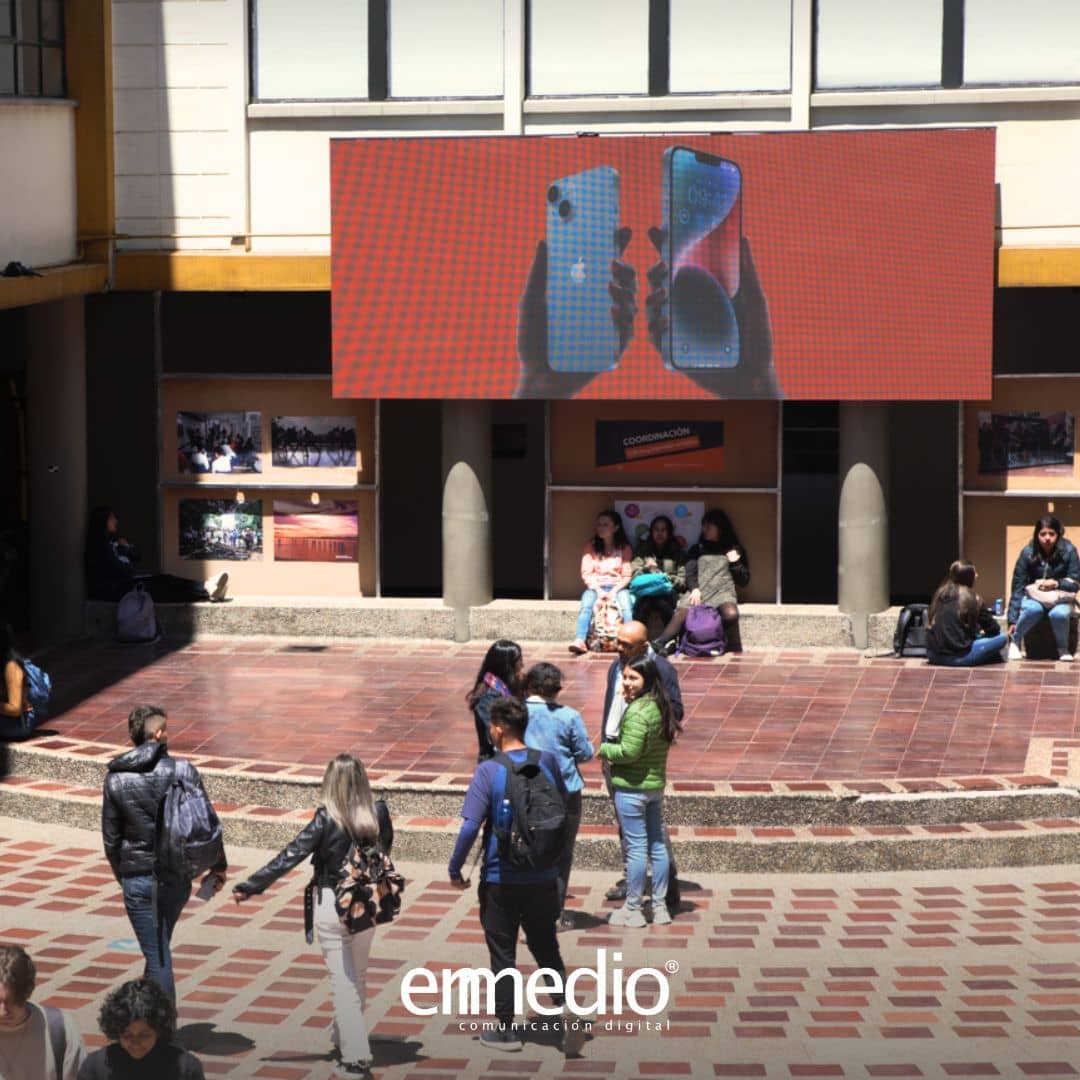 Pantallas Digitales en Instituciones Educativas 5